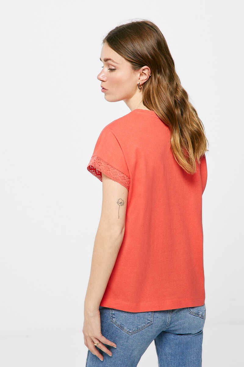 Camiseta de crochê com mangas lisas - vermelha