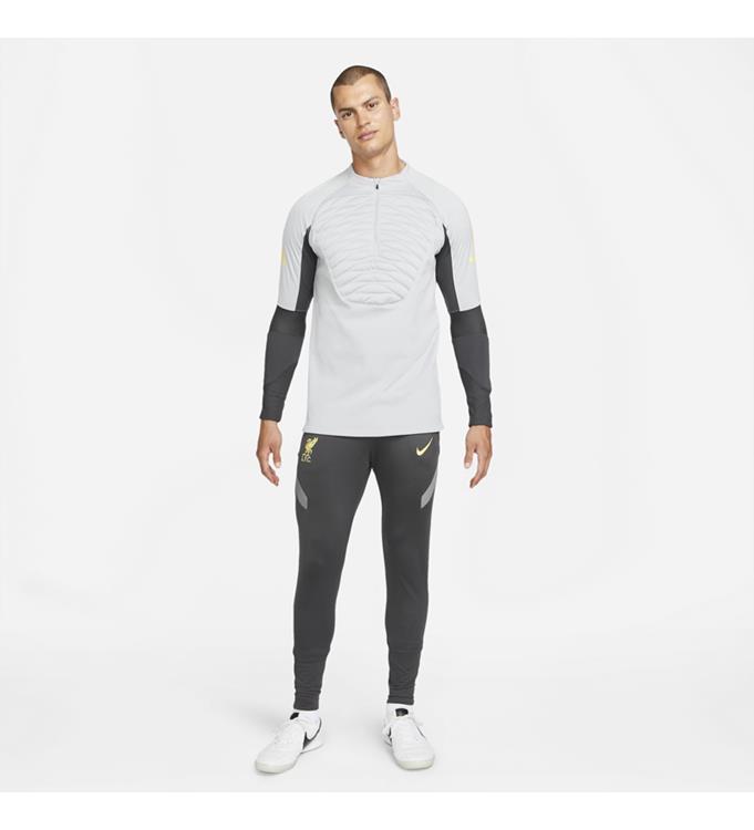 Nike Men Liverpool FC Strike Winter Warrior Voetbalshirt 2021/2022