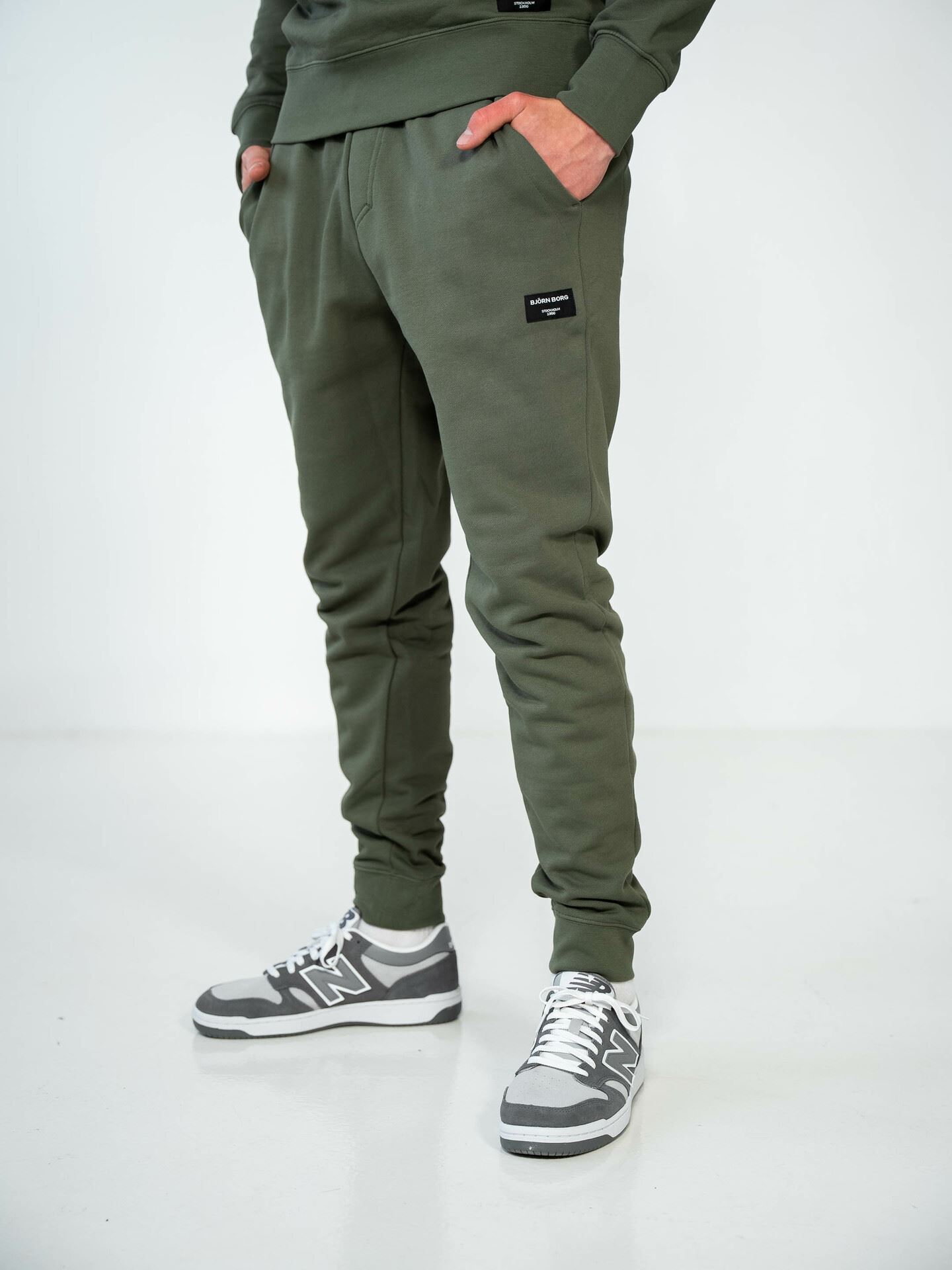 Centre Tapered Pants