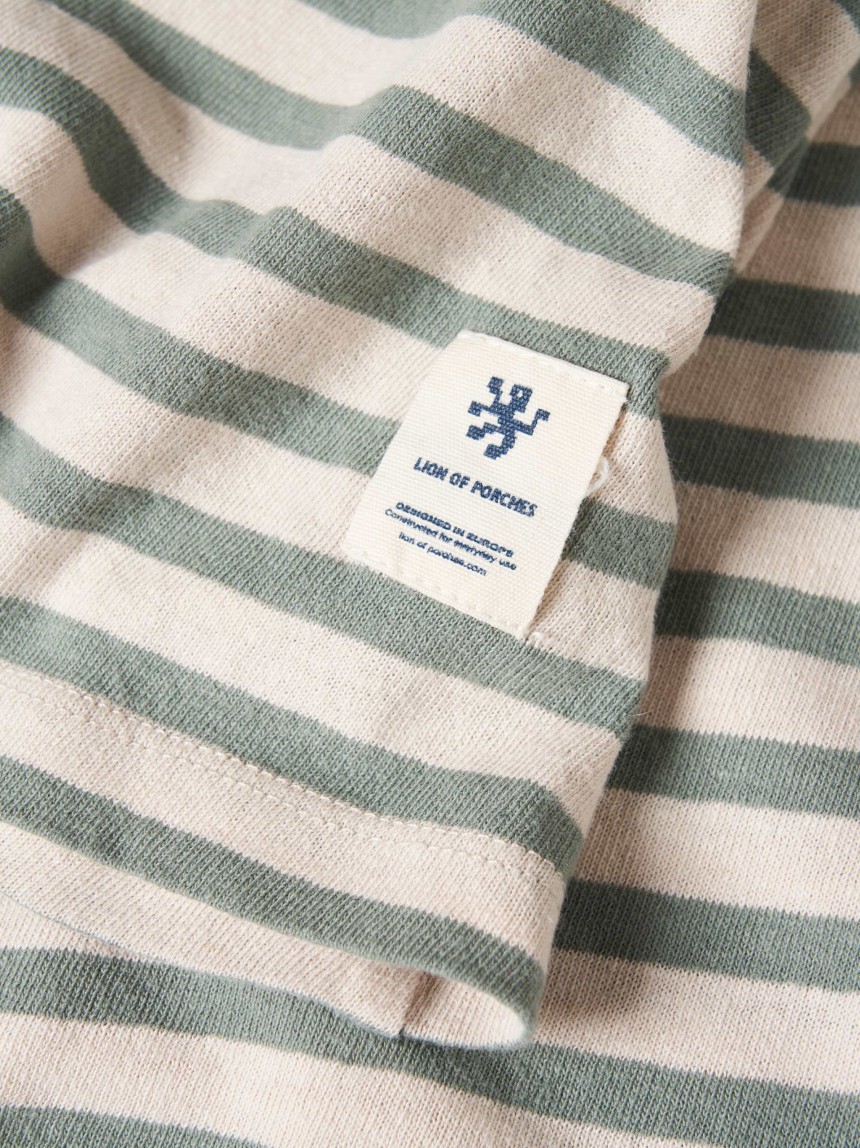 T-shirt às riscas em algodão e linho