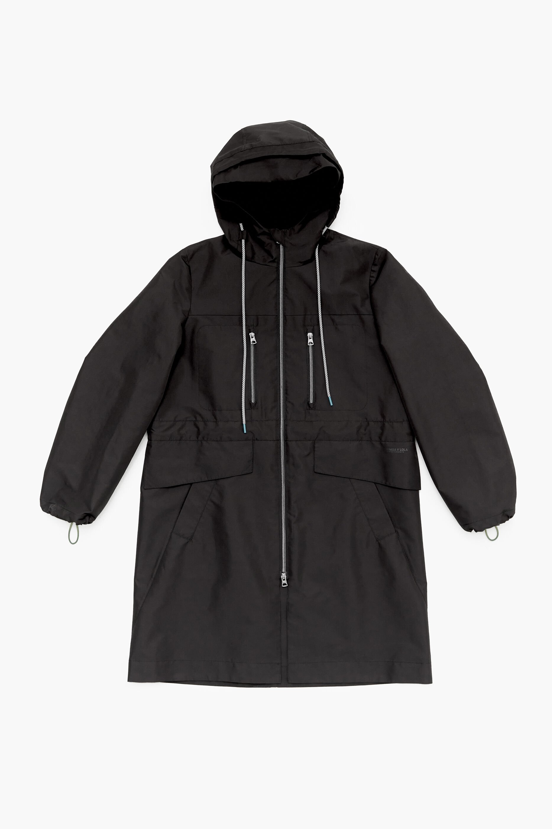 Trench coat preto com boca de sino