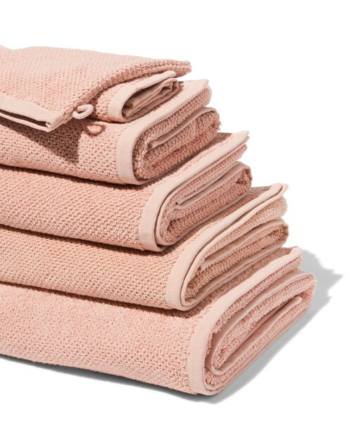 serviette de bain 2ème vie coton recyclé rose clair