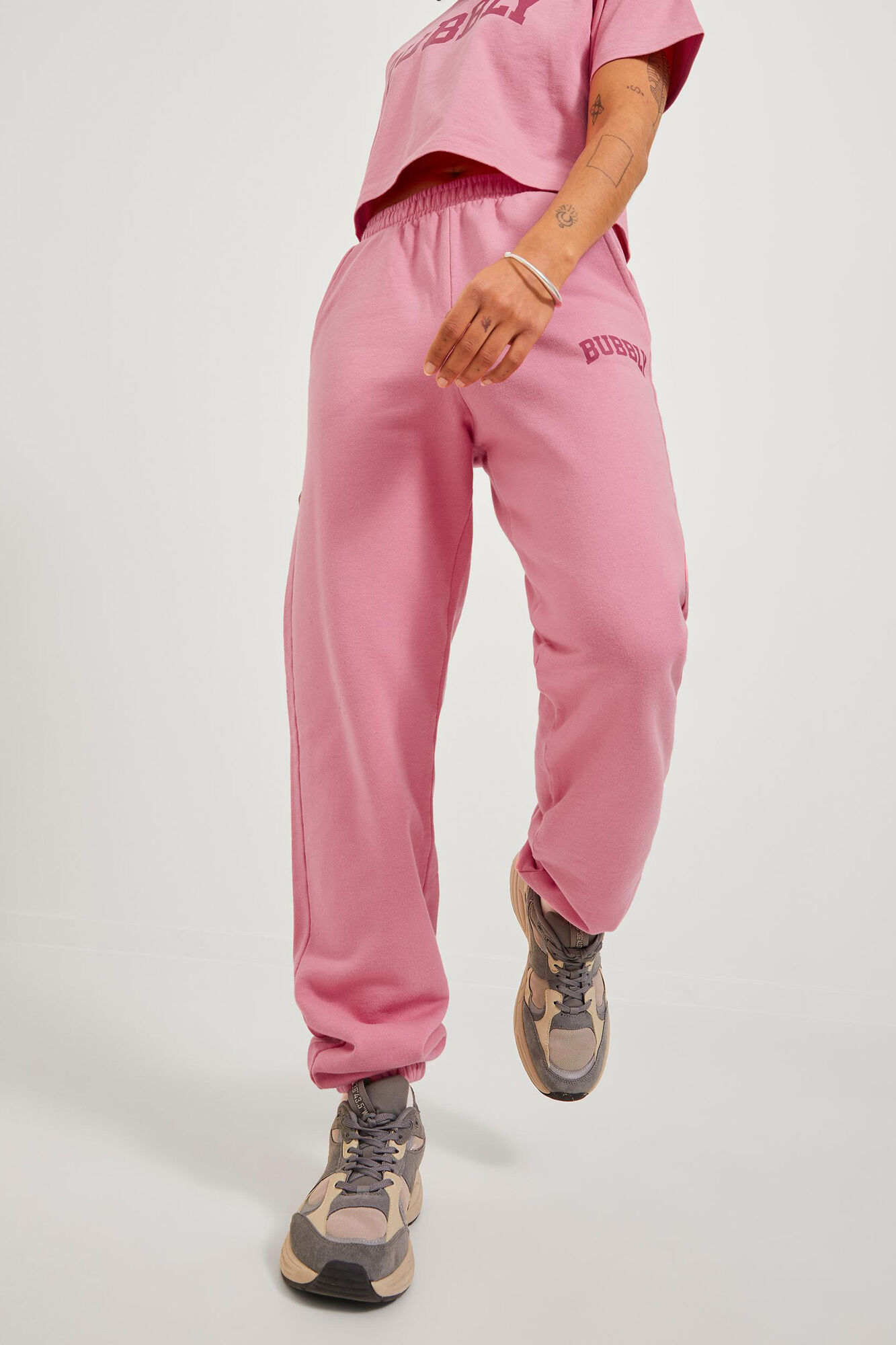 calça jogger estampada