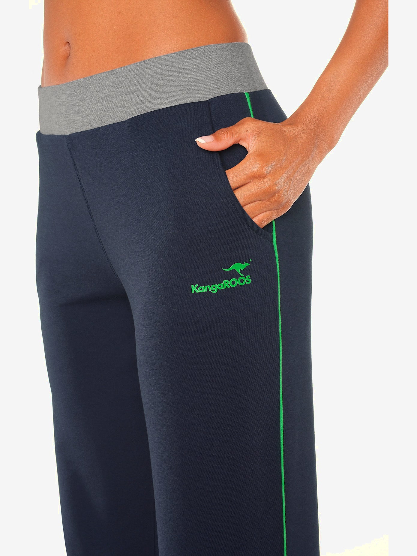 Pantalon détente, jambes larges