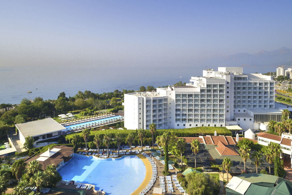 Fly & Go Su Hotel Halfpension - Hotel