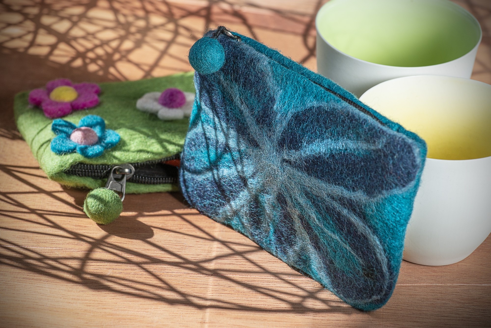 Filzetui 'Blüte', blau, B 16 cm, H 10 cm günstig bestellen