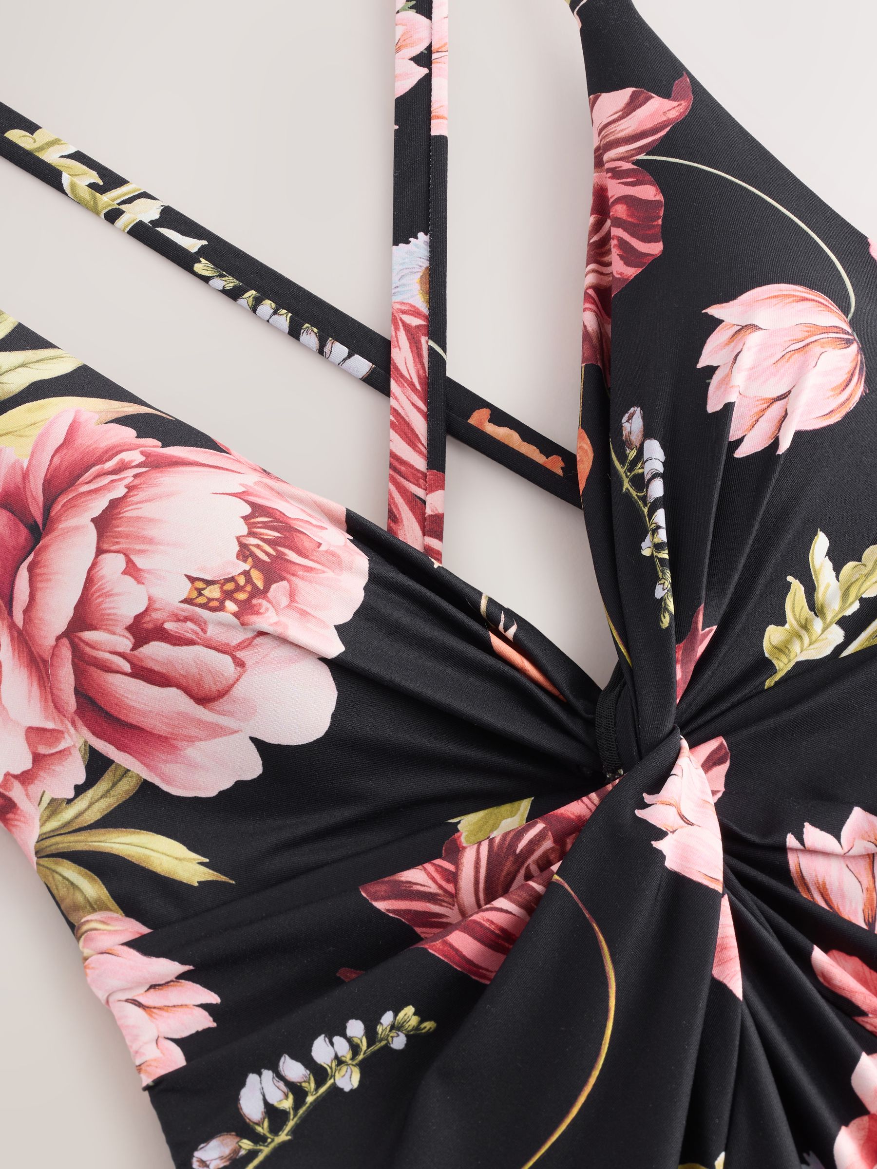 Zwart bloemenprint - Twist Front Tummy Control Badpak met print