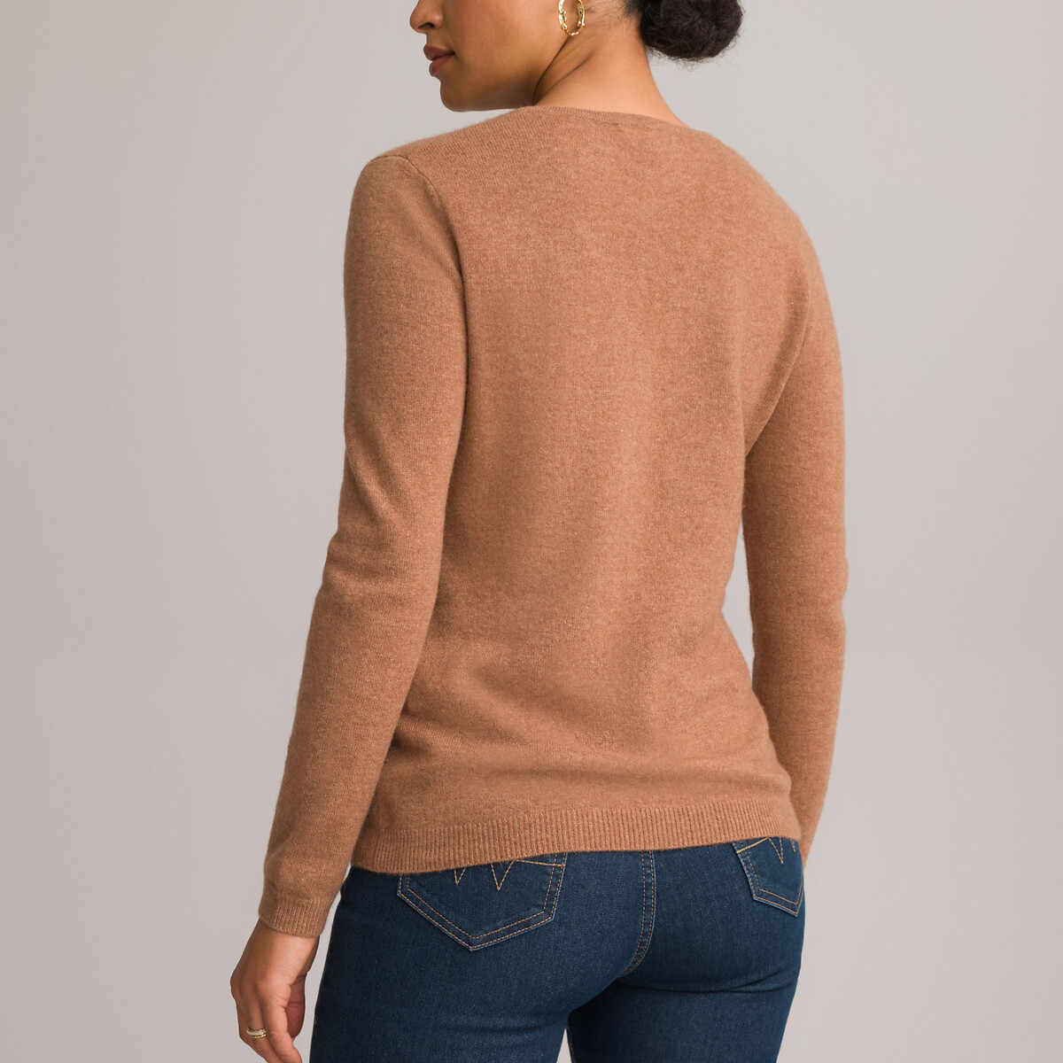 ANNE WEYBURN<br>Cardigã em malha fina de cashmere puro