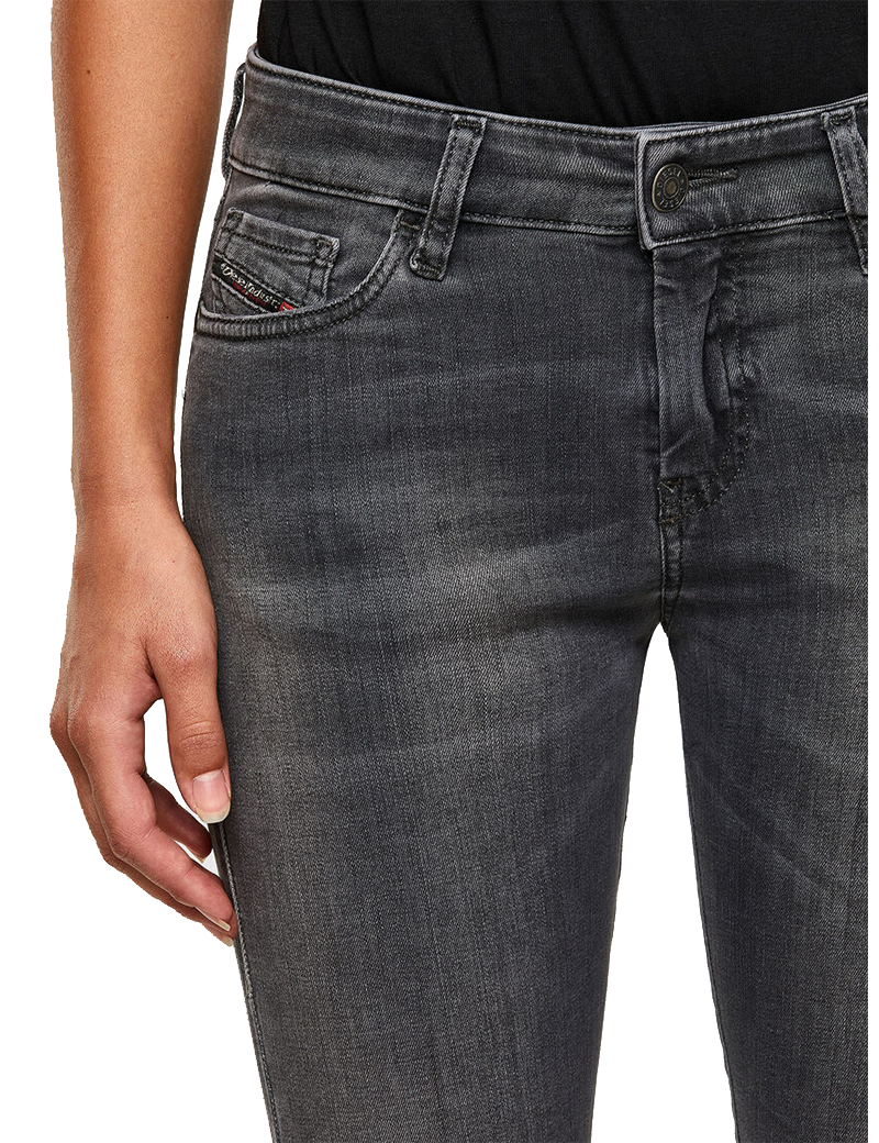 DIESEL JEAN FEMME SLANDY-LOW ZIP 69MY