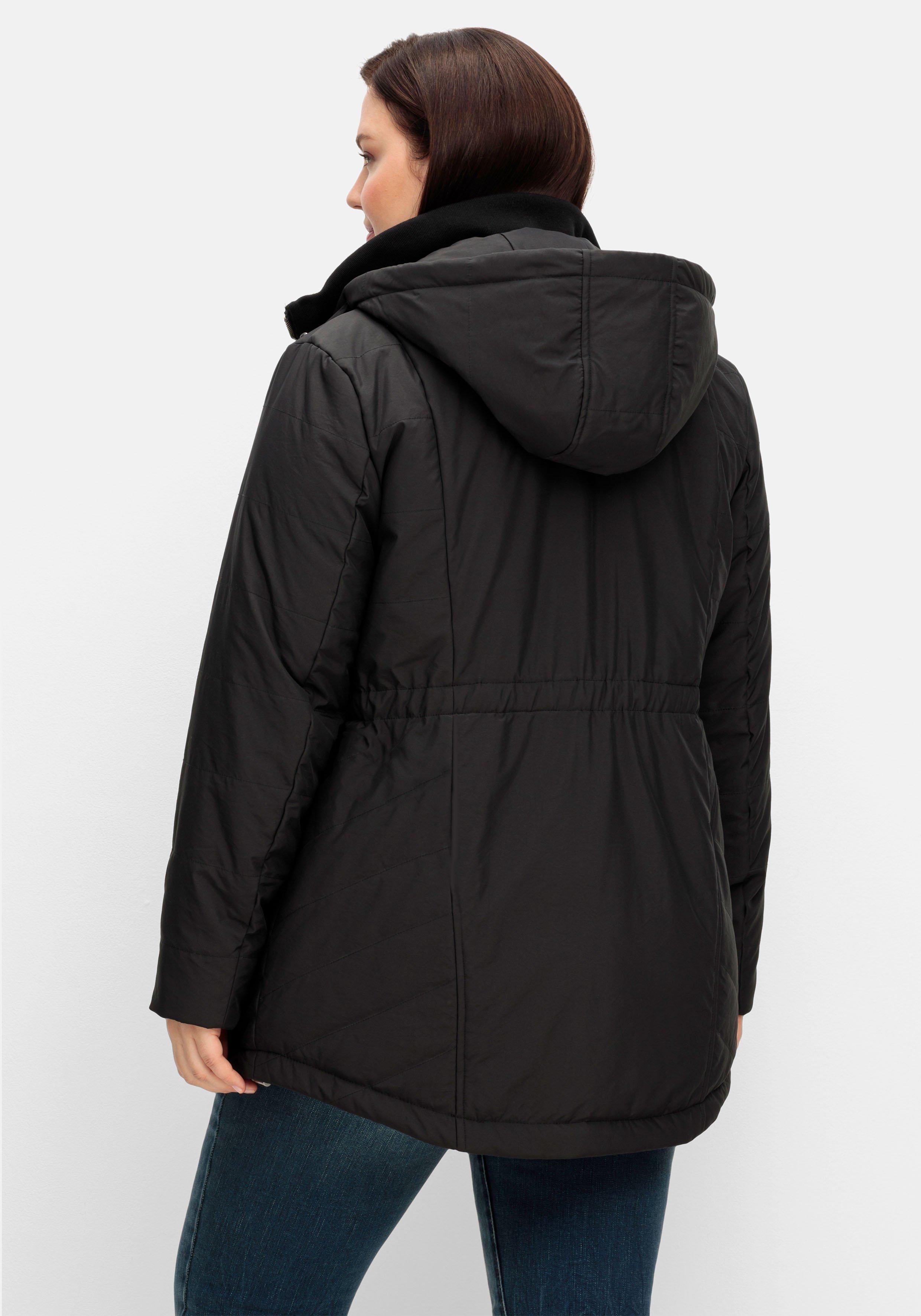 Steppjacke mit abnehmbarer Kapuze