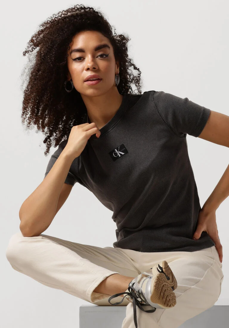 CALVIN KLEIN zwarte calvin klein t-shirt label washed rib slim tee