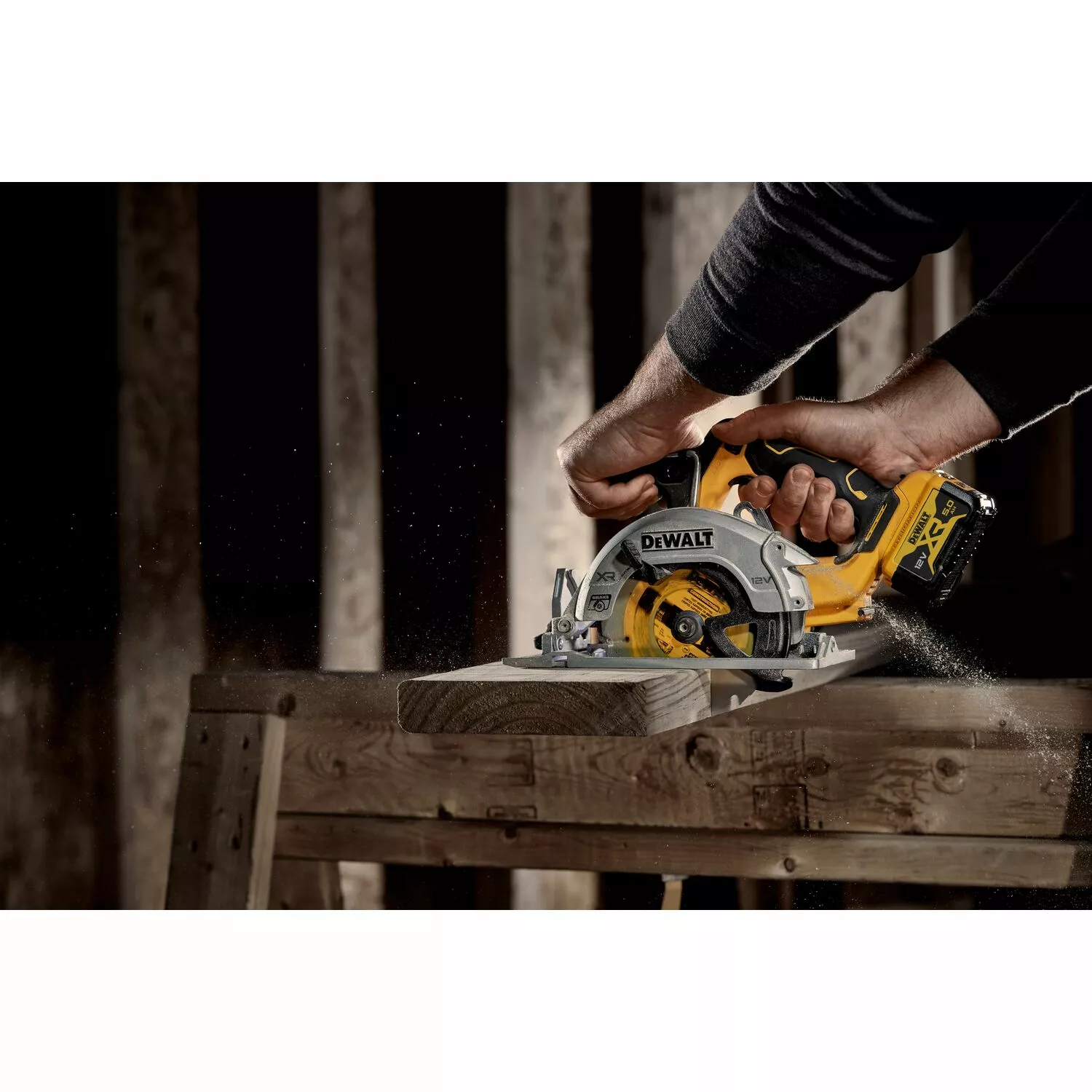 DeWALT DCS512P2-QW 12V Li-ion Accu cirkelzaag set (2x 5.0Ah) in TSTAK koffer - 140mm