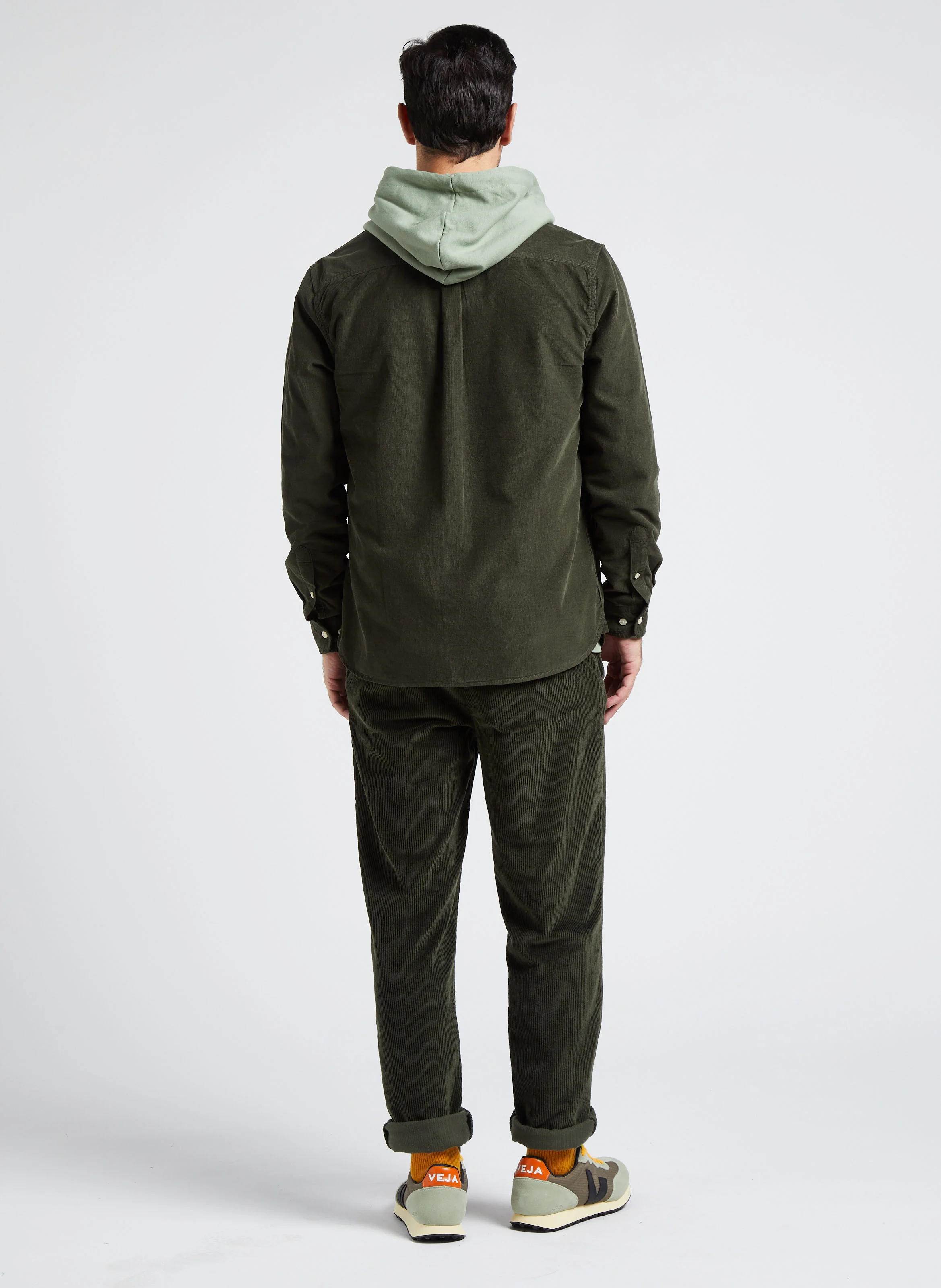 Chemise col classique aspect velours côtelé en coton bio | Vert