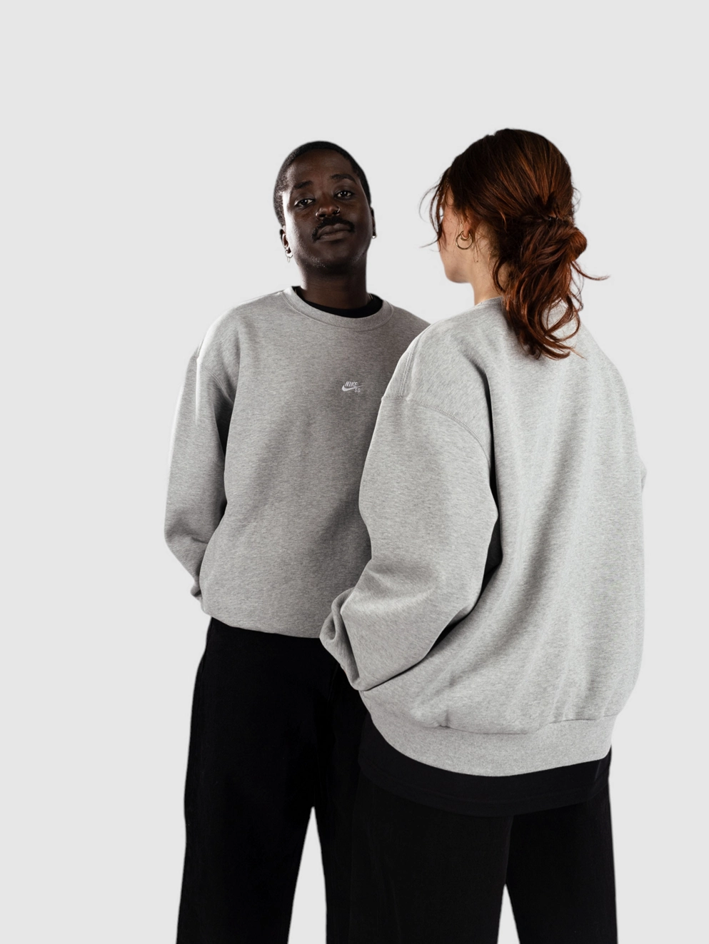 Nike SB Fleece Skate Crew Sweater dk grey heather/white