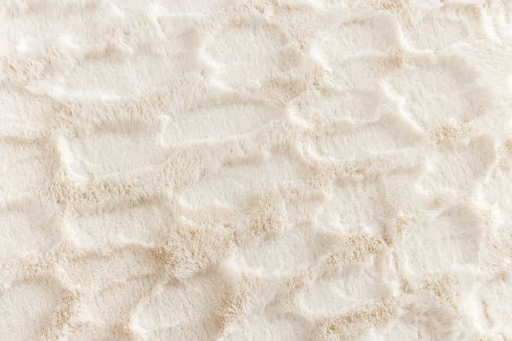 Moderner Teppich DUNE 230x160cm beige Hochflor Indoor-Teppich Hoch-Tief-Effekt Faux-Fur