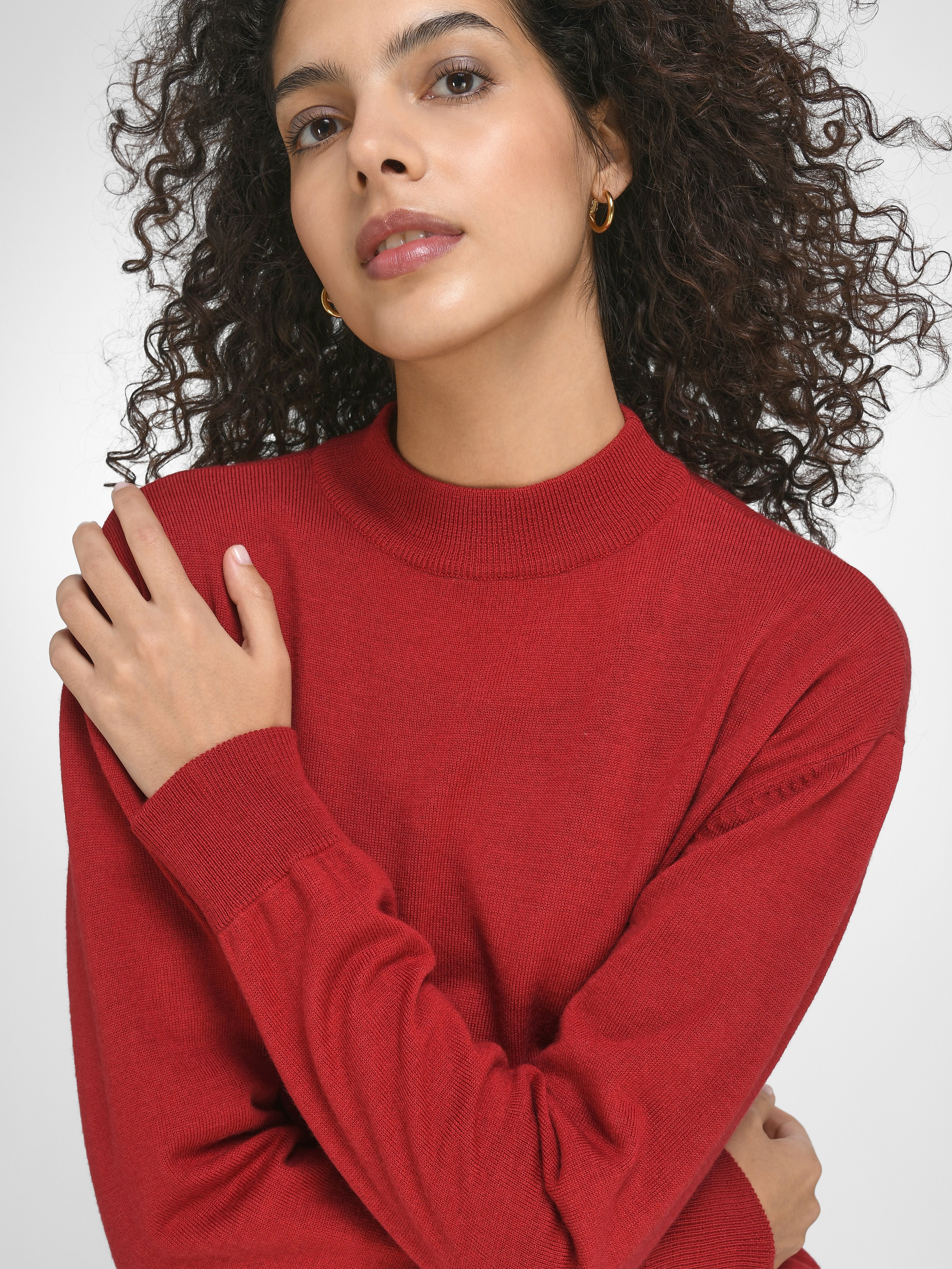 Pullover aus 100% Schurwolle Biella Yarn