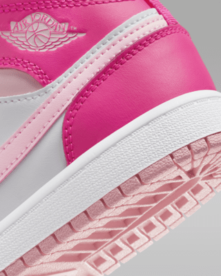 Jordan 1 Mid Younger Kids' Shoes