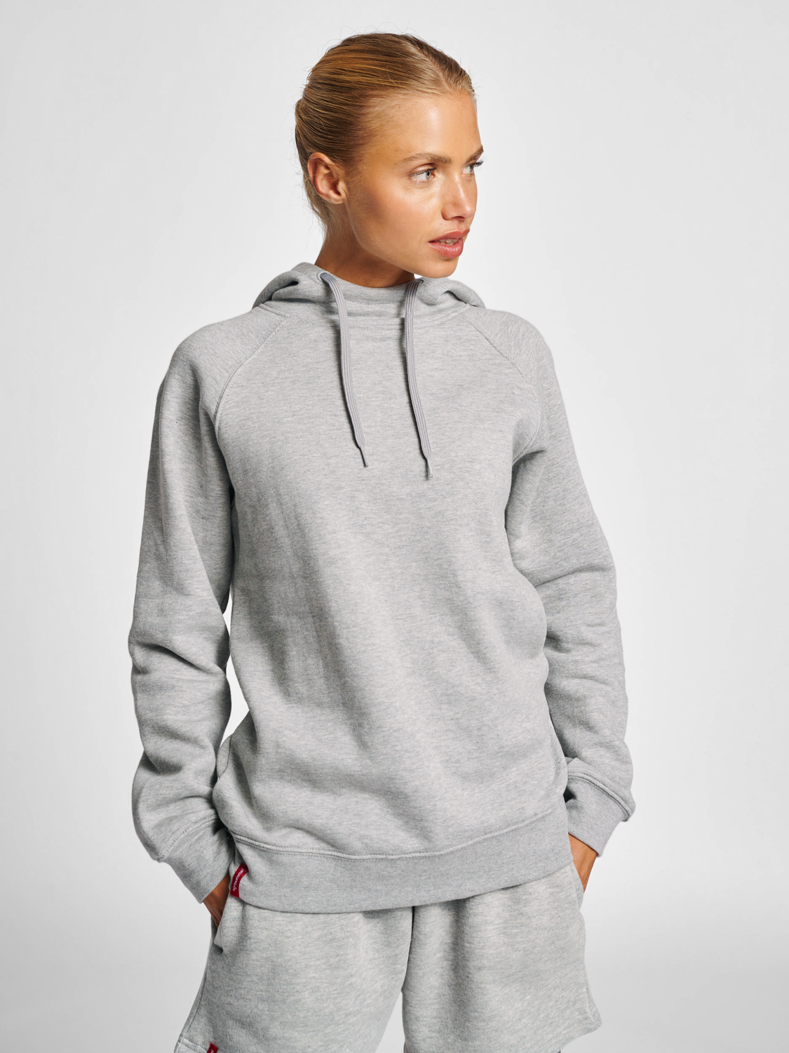 hmlRED HEAVY HOODIE WOMAN