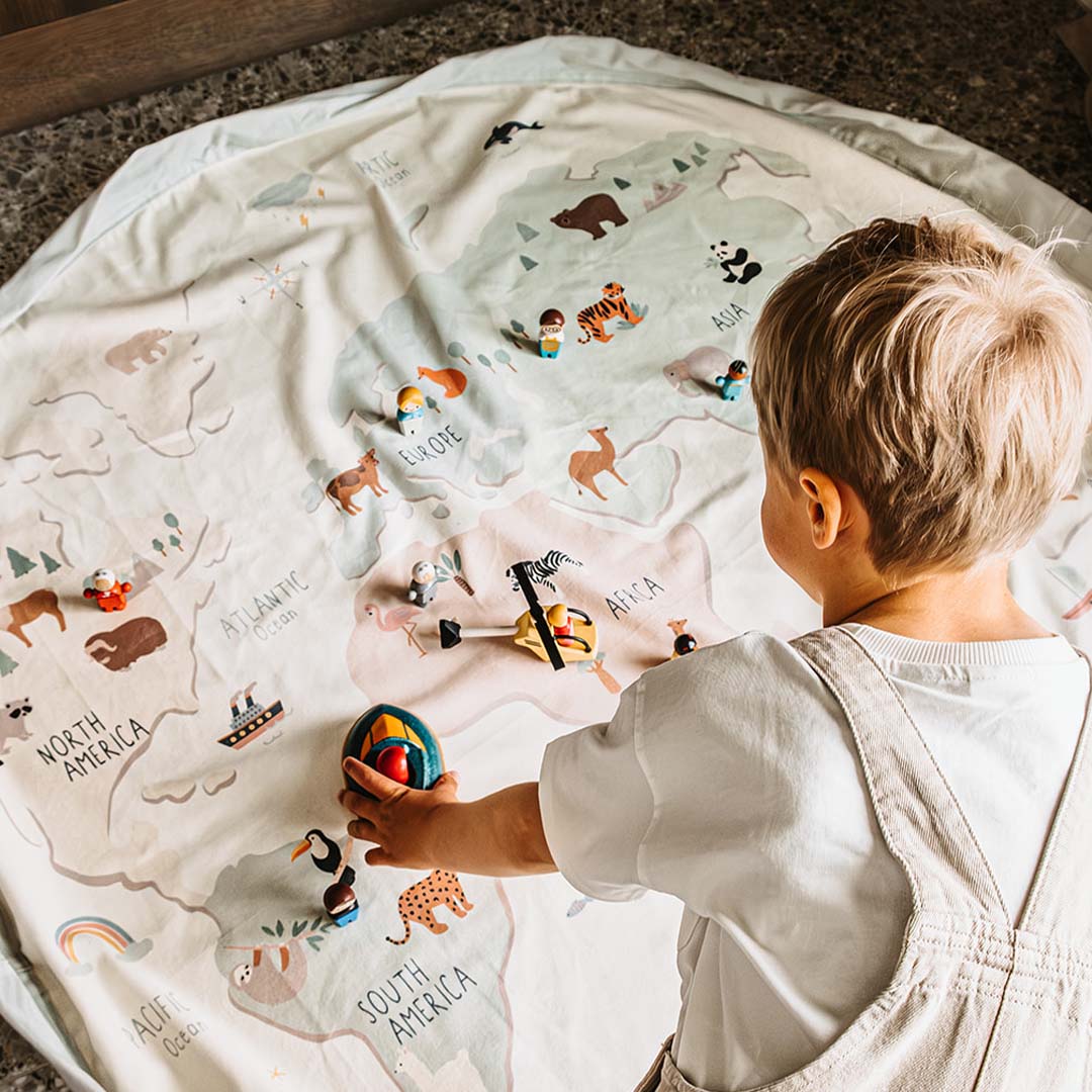 play&go speelkleed en opbergzak - worldmap colour
