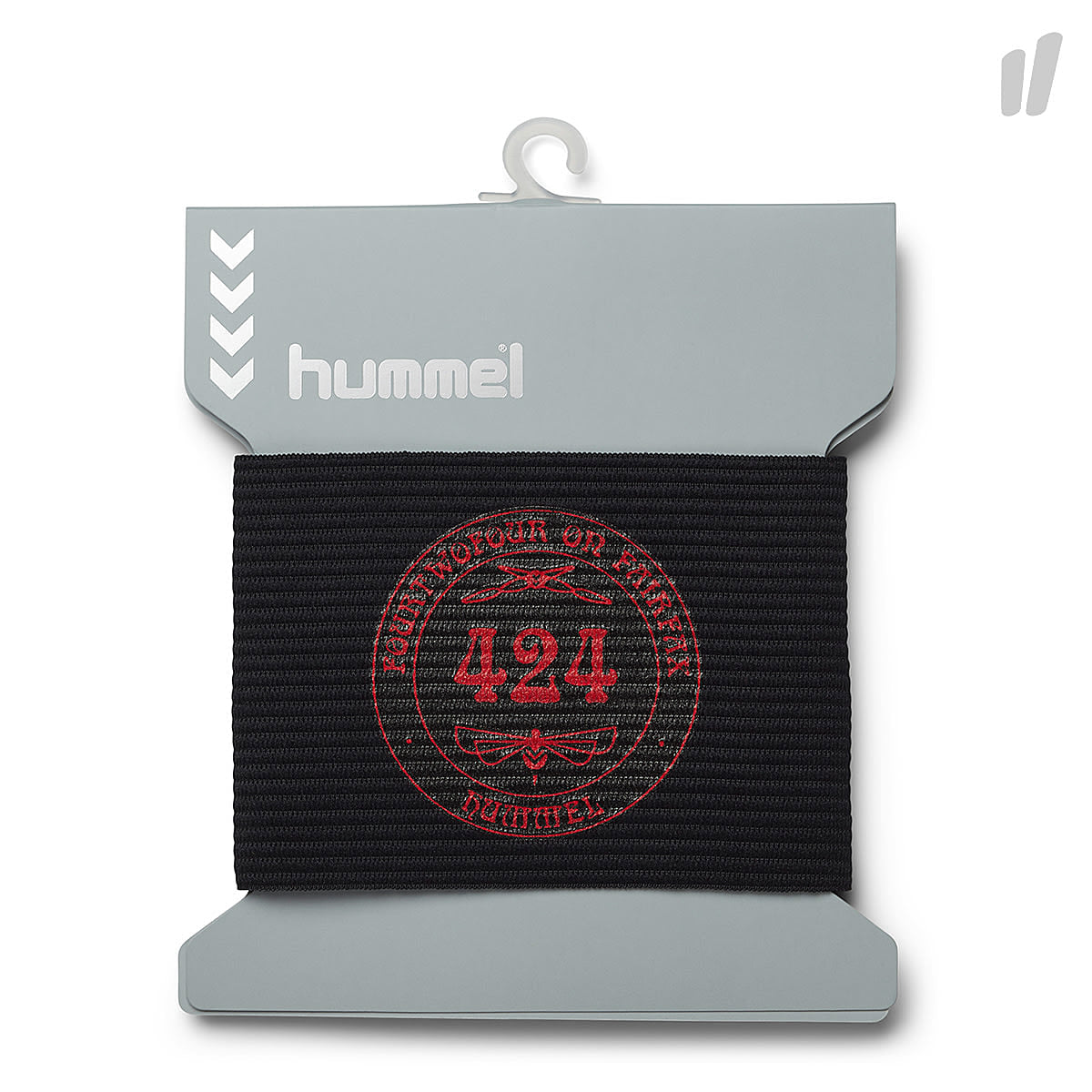 Hummel<br>424 II x Hummel Captain Armband