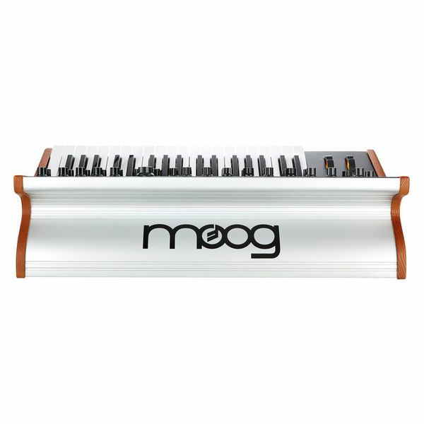 Moog Subsequent 37