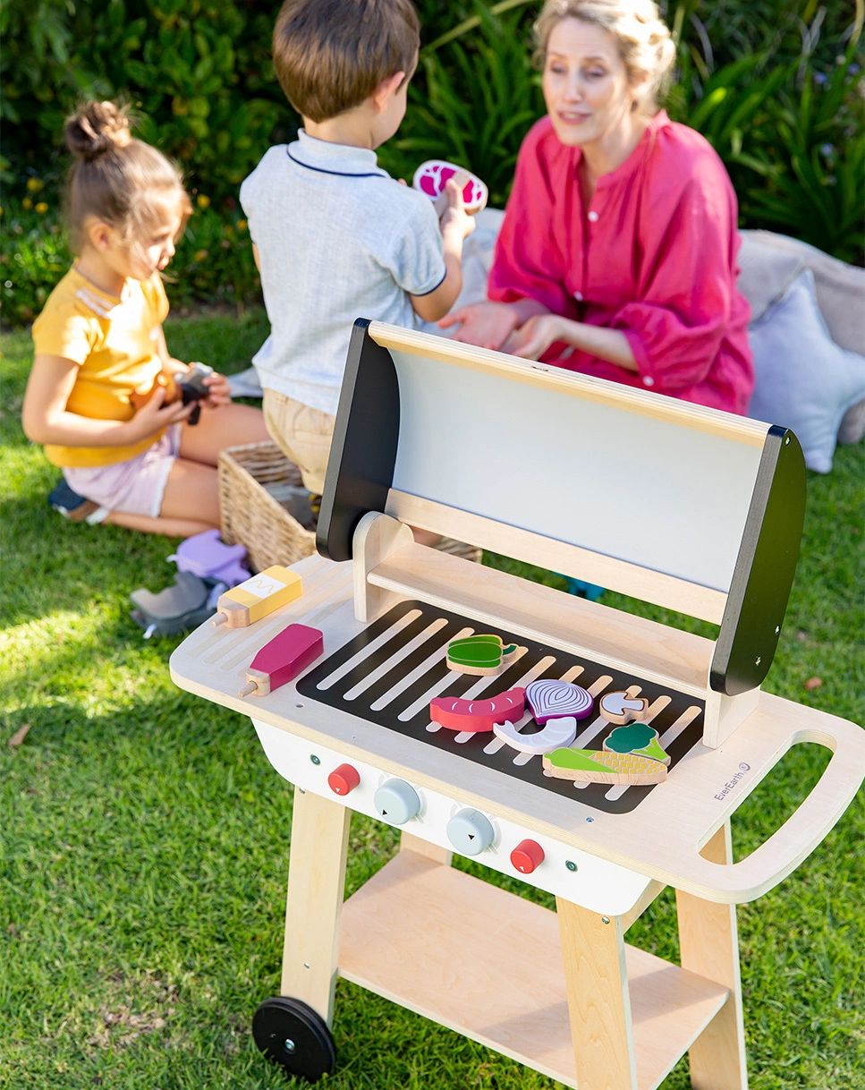Spielgrill BBQ mit Zubehör aus Holz