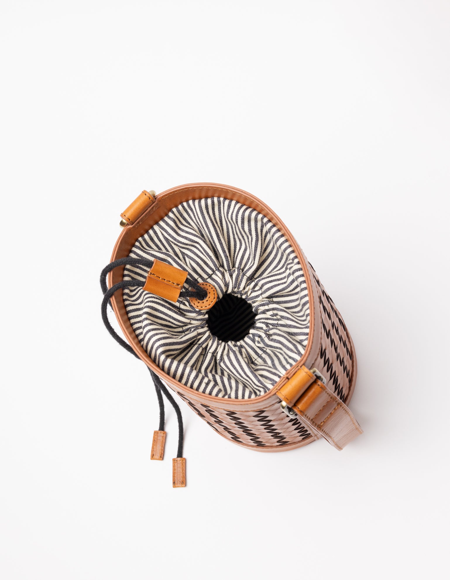 Zola - Cognac Woven Classic Leather