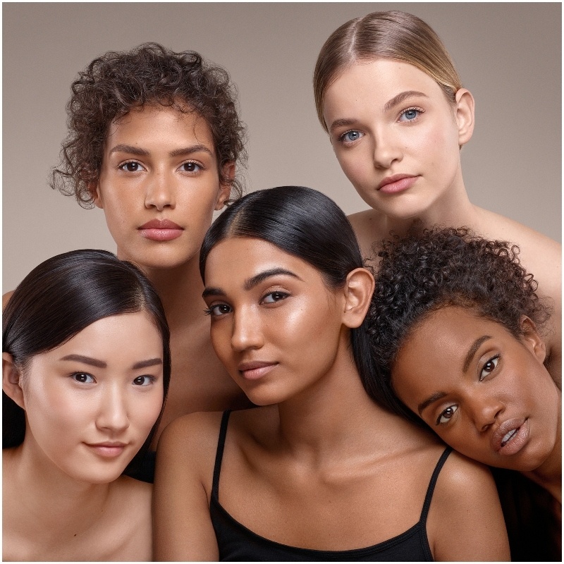 Bobbi Brown Skin Long-Wear Weightless Foundation SPF 15 - 30 ml - Cool Espresso