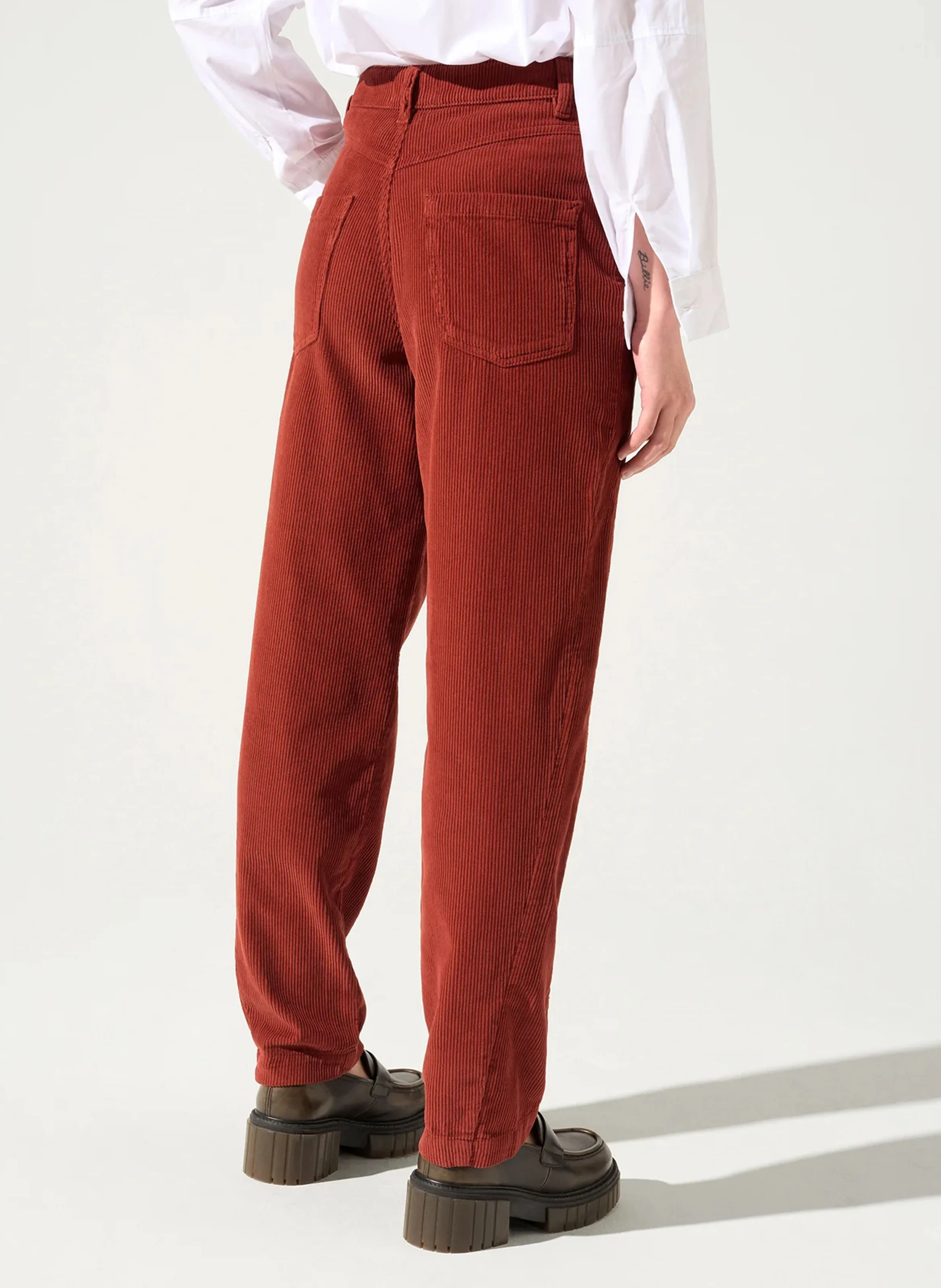 MARA - Pantalon mom en coton| Rouge