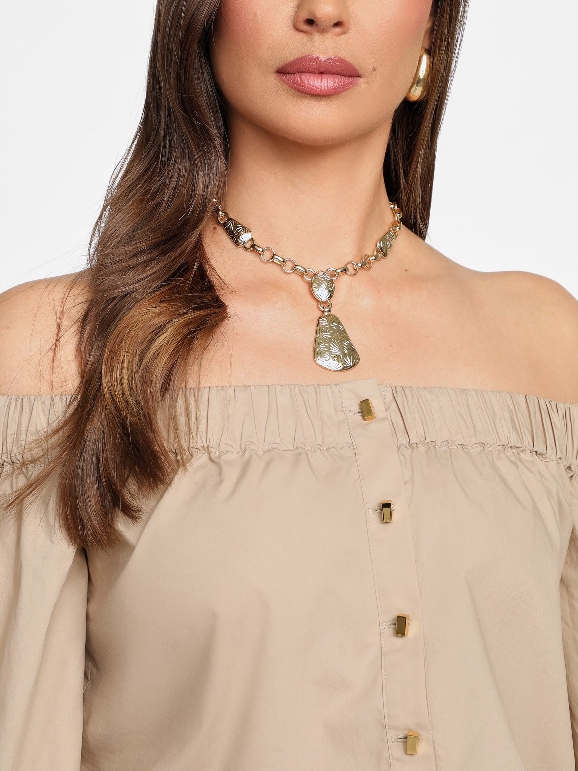 Blusa Pat com ombros à mostra