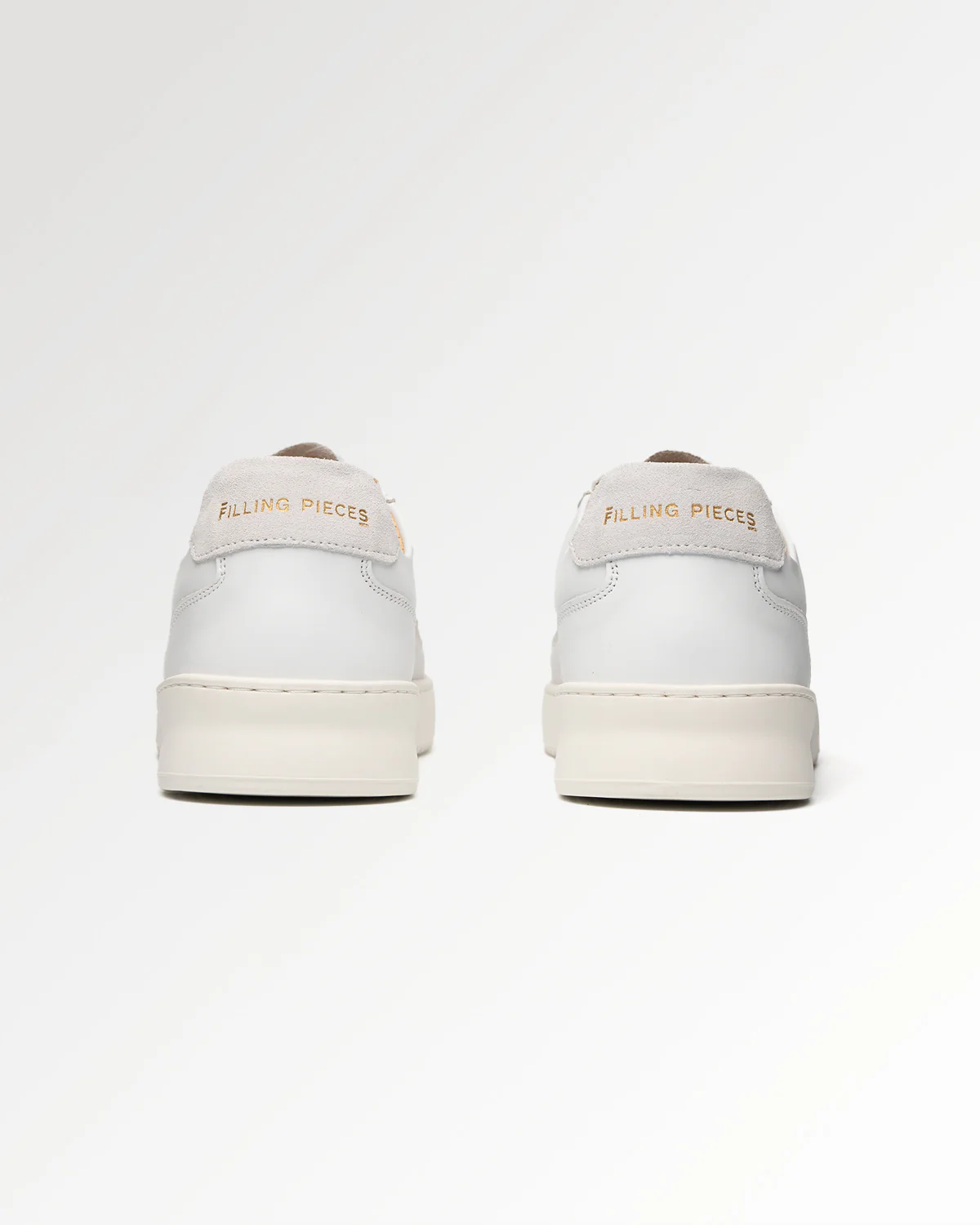 Mondo Squash Suede White