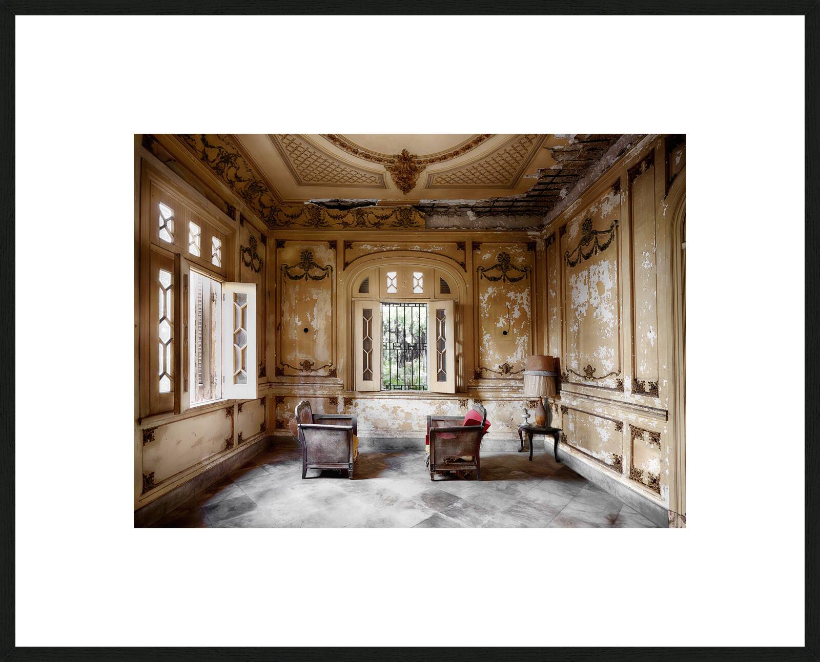 House of Savreda by Werner Pawlok - Limited Edition. Edition of: 150. Signed.