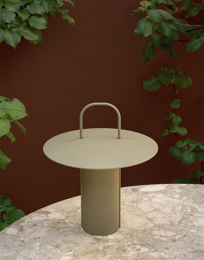 Audo Copenhagen Ray Table Lamp Portable Matt dusty green