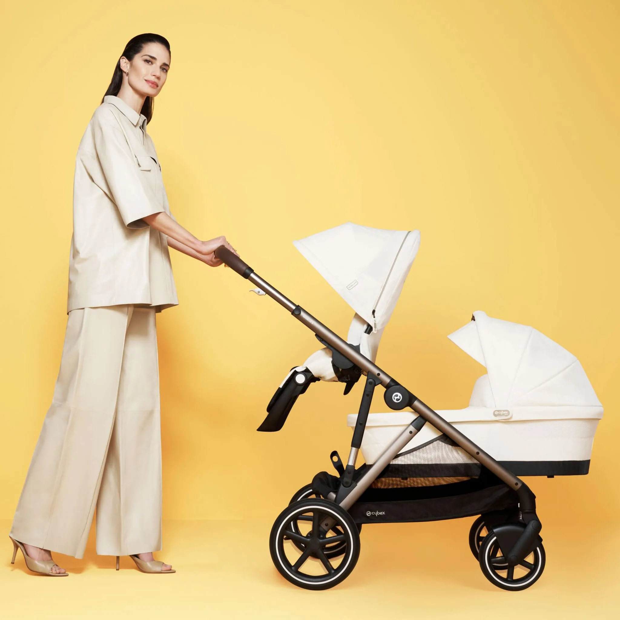 Cybex Poussette Gazelle S 2 – Châssis couleur taupe avec siège Beige Coquillage