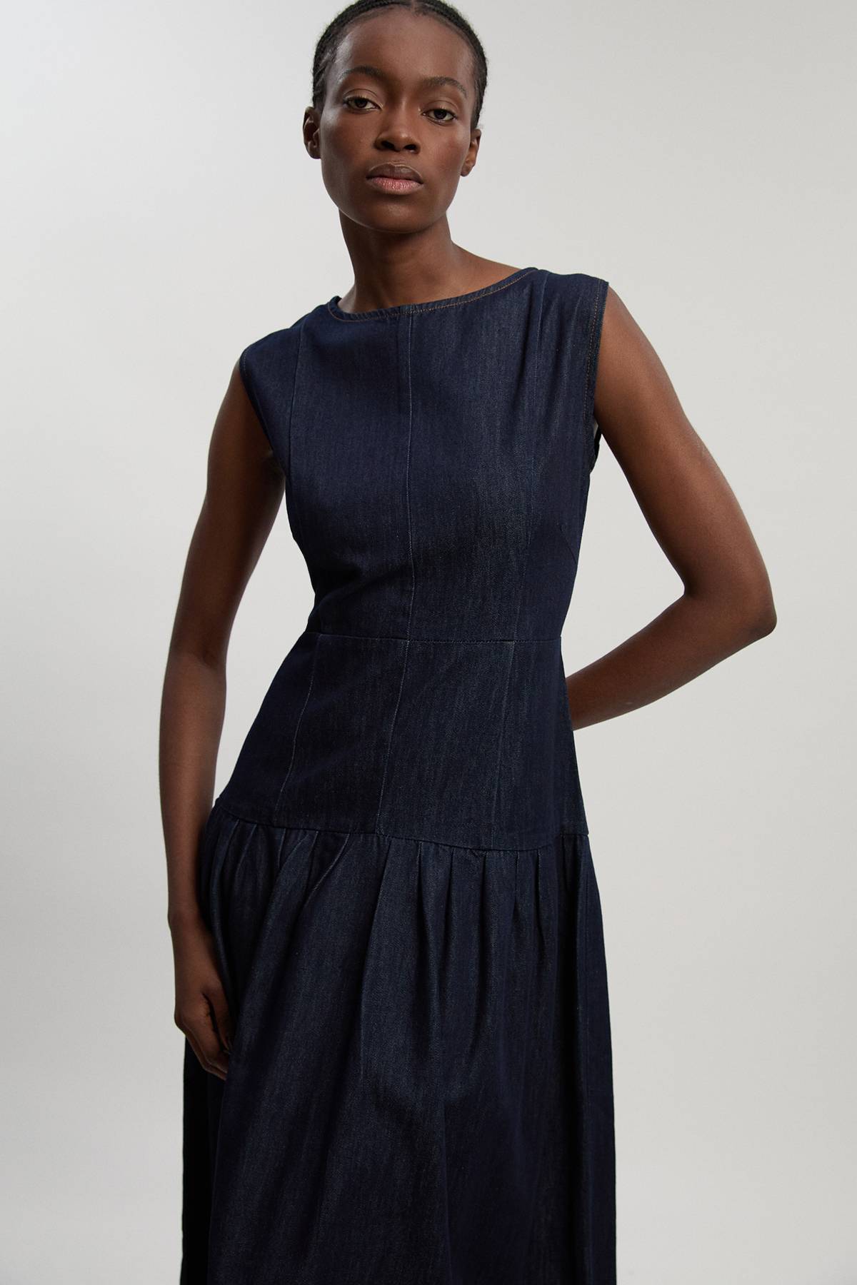 KarenMillen Robe Midi Petite En Denim À Taille Basse Et Jupe Ample