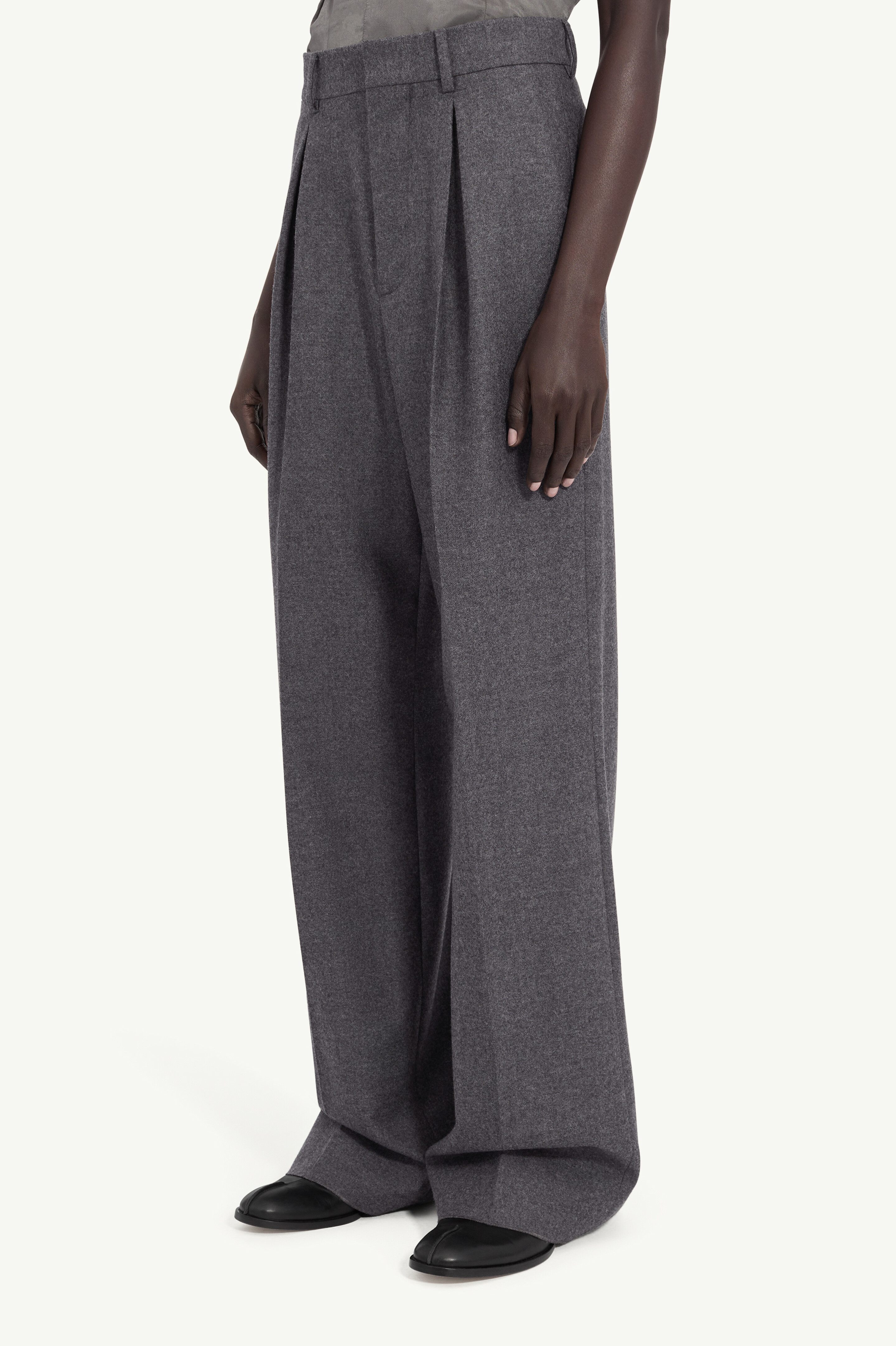 Pantalon ajusté en laine pour femme | MM6