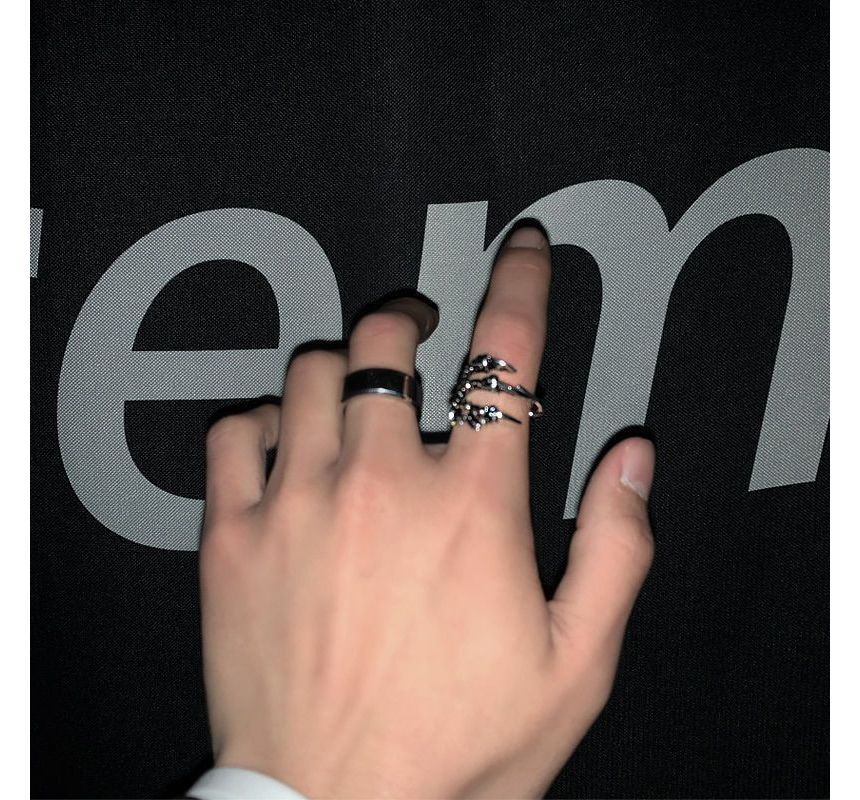 Lilafey - Open ring met skelethand
