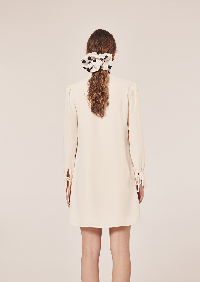 Robe Radianceécrue en crêpe