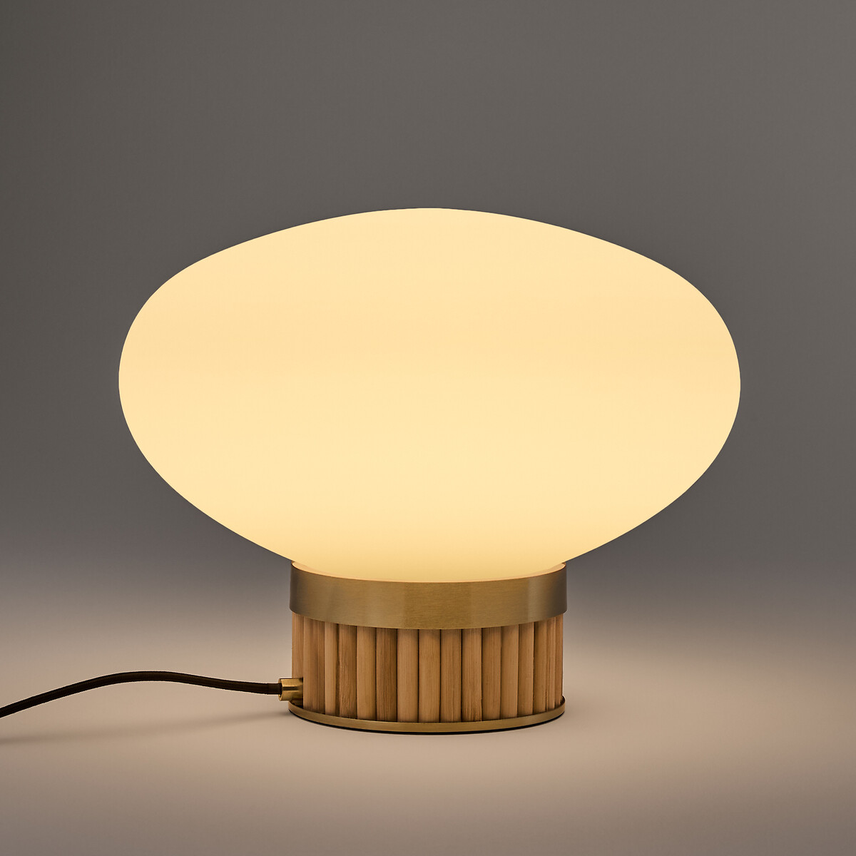 LA REDOUTE INTERIEURS<br>Luminária em latão, bambu e vidro opalino, Dolce