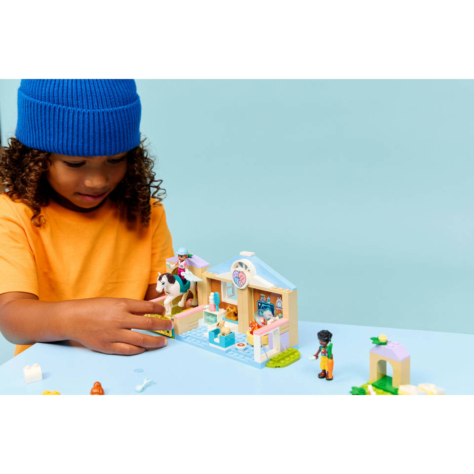 LEGO Friends huisdierenkliniek 42696
