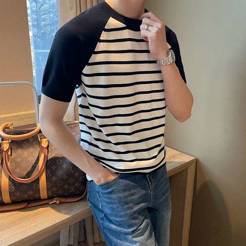 GRAYCIOUS - Gestreepte Raglan Top met korte mouwen en ronde hals