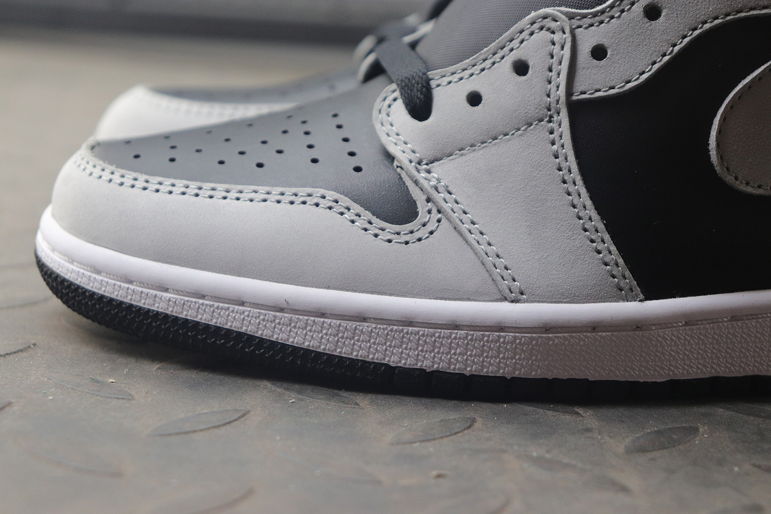Jordan 1 Retro High Shadow 2.0