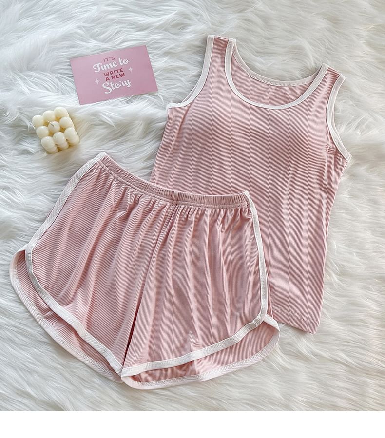 Siensien - Pyjamaset: tanktop met ronde hals, contrasterende rand en geribbelde vulling + shorts met elastische taille