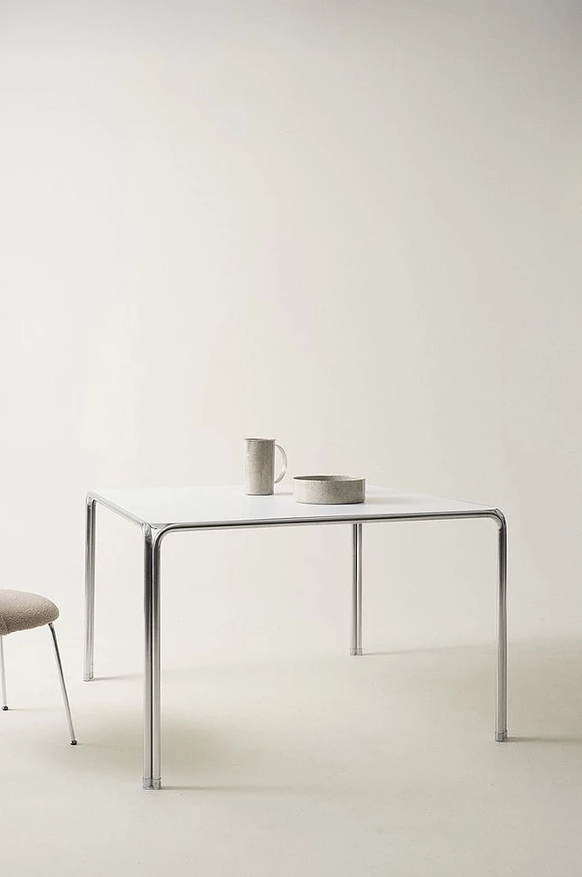 DAYTON spisebord 120x120 cm