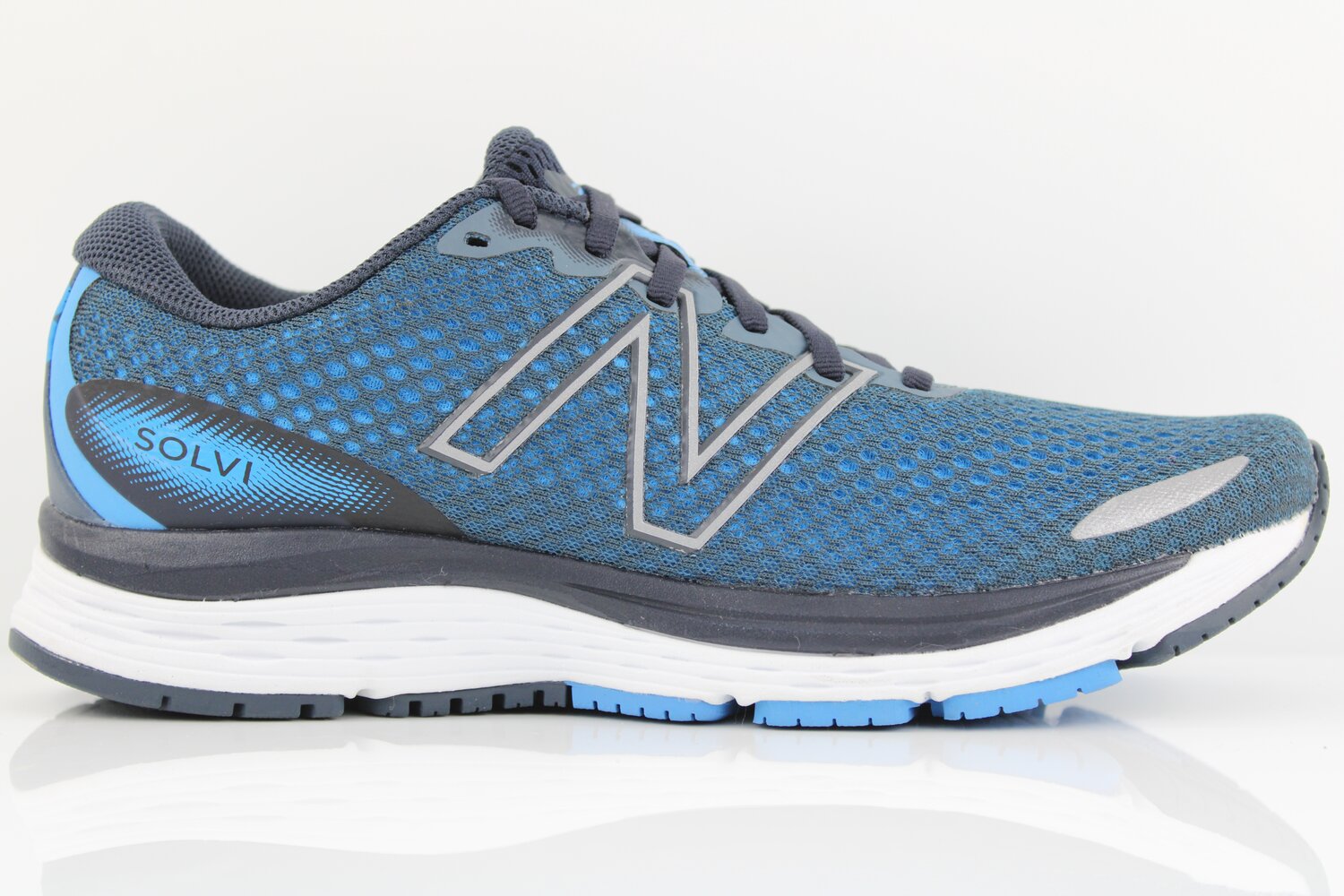 New Balance Sneaker