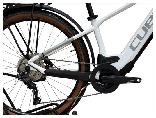 Produit reconditionné . Cube Reaction Hybrid One Allroad 625 Shimano 2022 . VTT électrique . Cube . très bon état