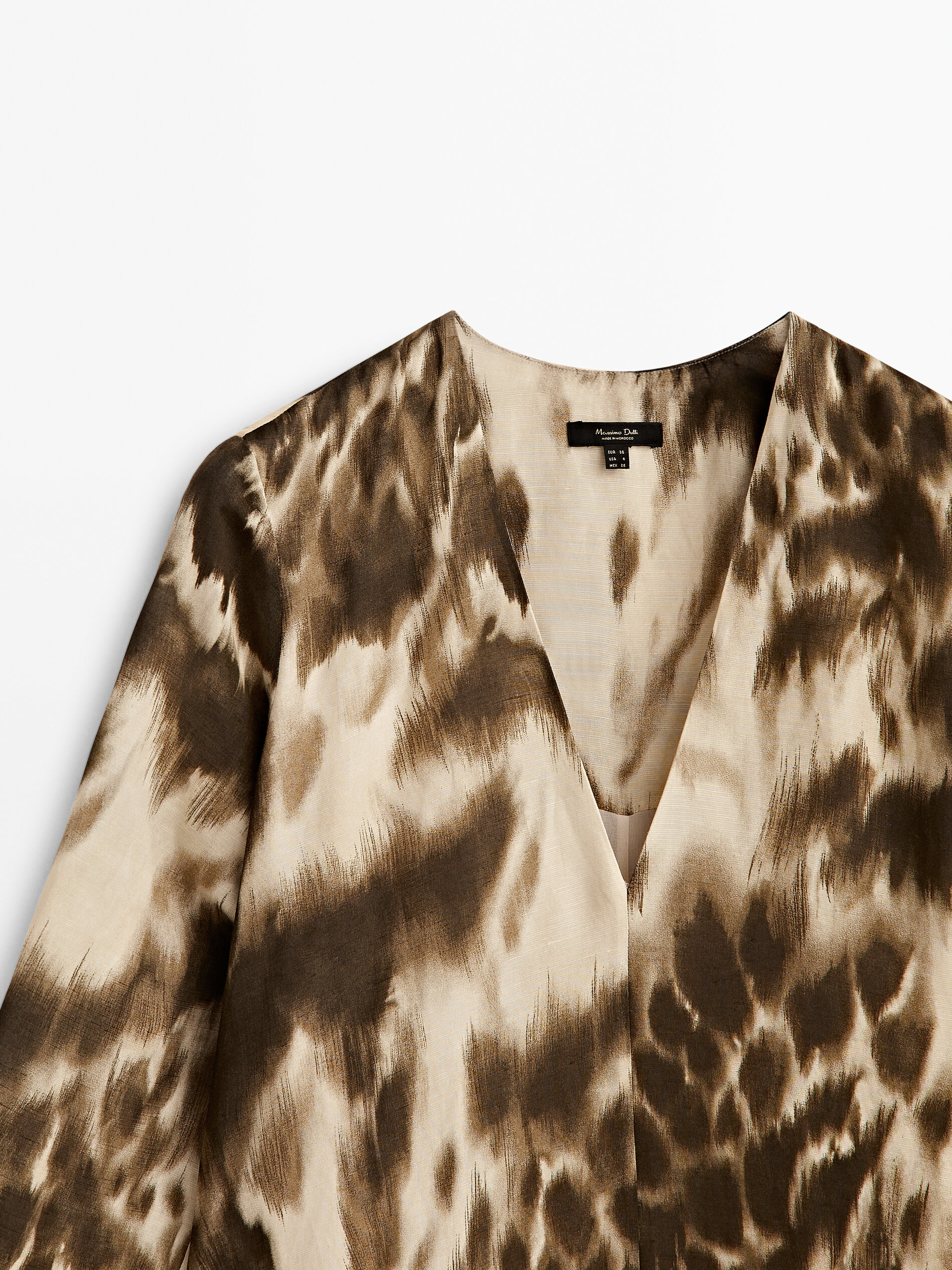 Vestido com estampa animal - MARROM