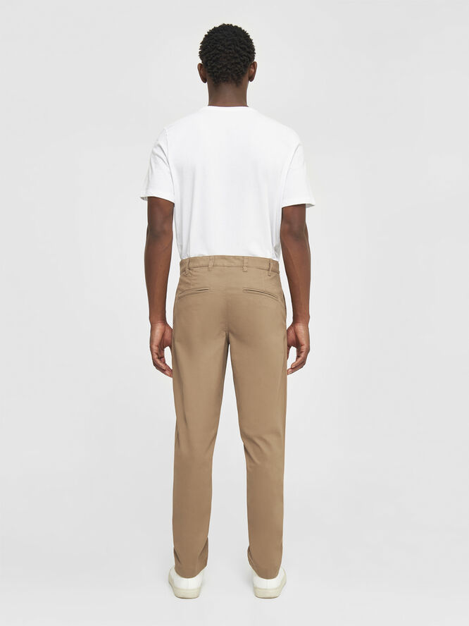 Knowledge Cotton Apparel LUCA slim twill chino pants - GOTS/Vegan Brun