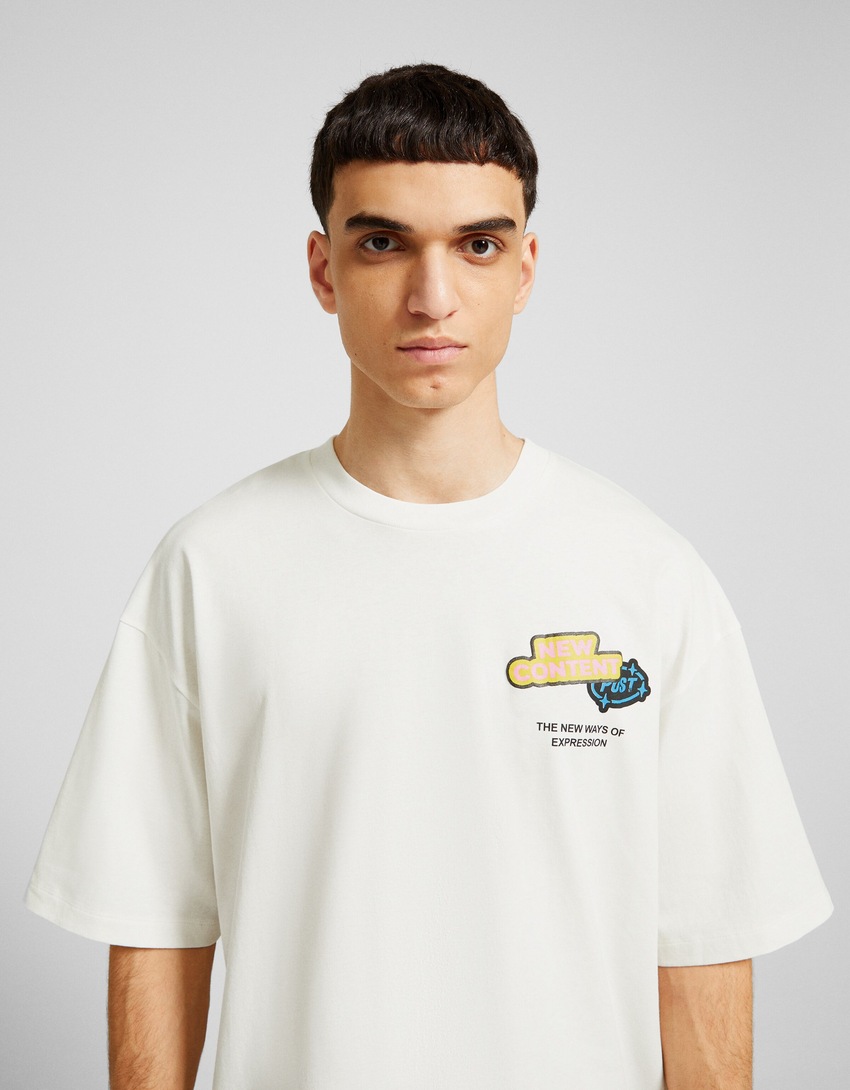 Camiseta de manga curta extra larga com estampa