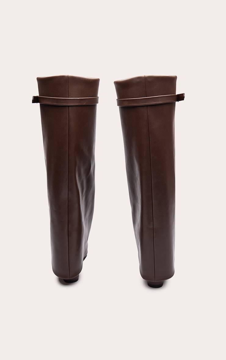 Chocolat Bottes Hautes Au-dessus Du Genou À Bout Pointu Avec Revers Et Talon Bloc Coupe Large